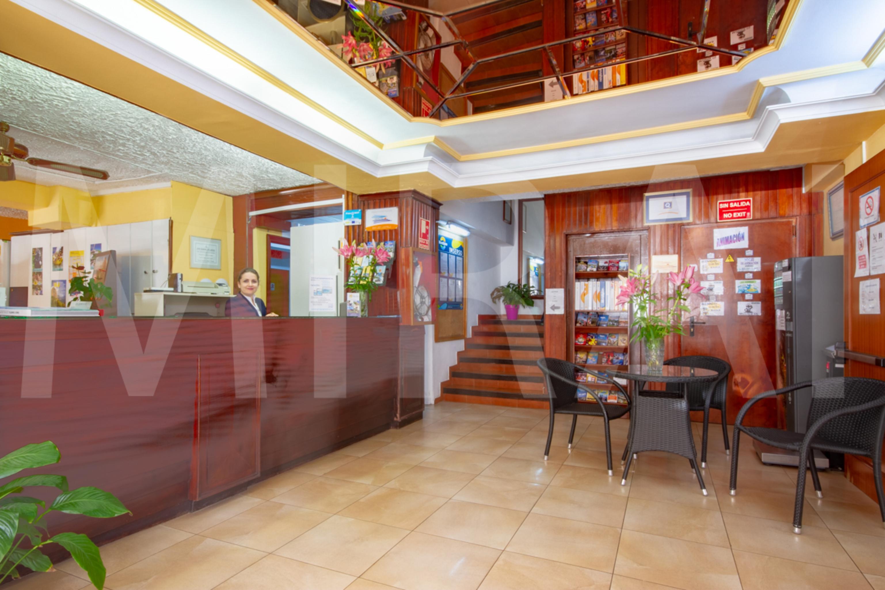 Hotel Tropical プエルト・デ・ラ・クルス エクステリア 写真