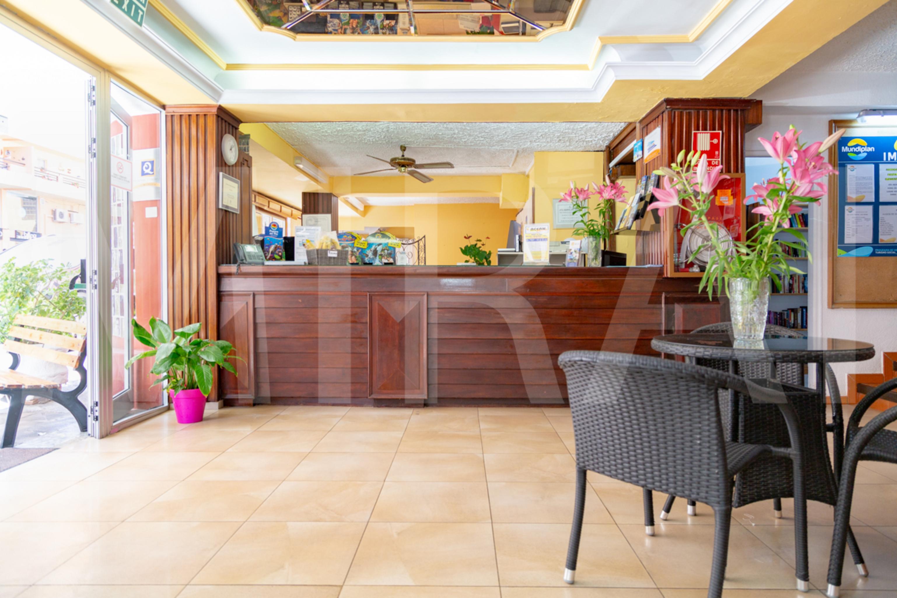 Hotel Tropical プエルト・デ・ラ・クルス エクステリア 写真